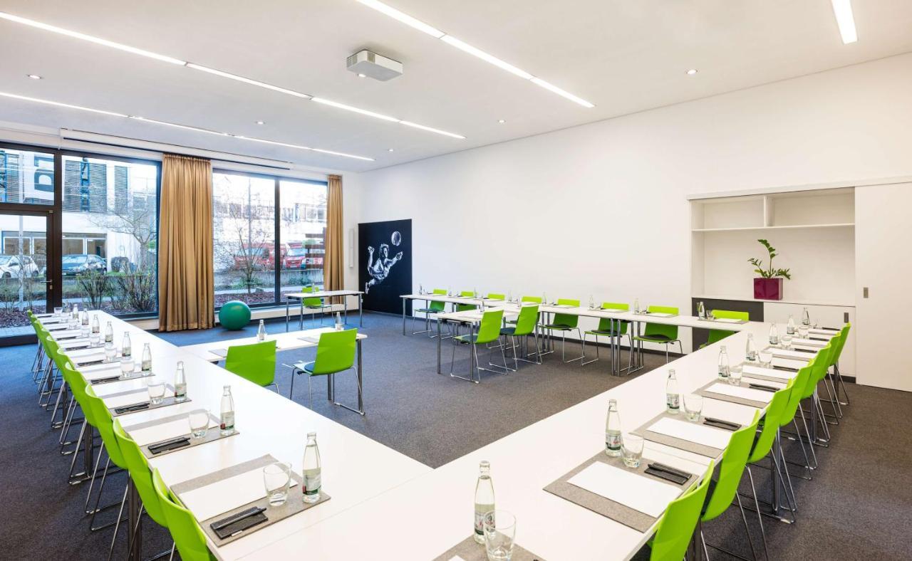 Lindner Hotel Frankfurt Sportpark, Part Of Jdv By Hyatt Frankfurt am Main Exterior photo